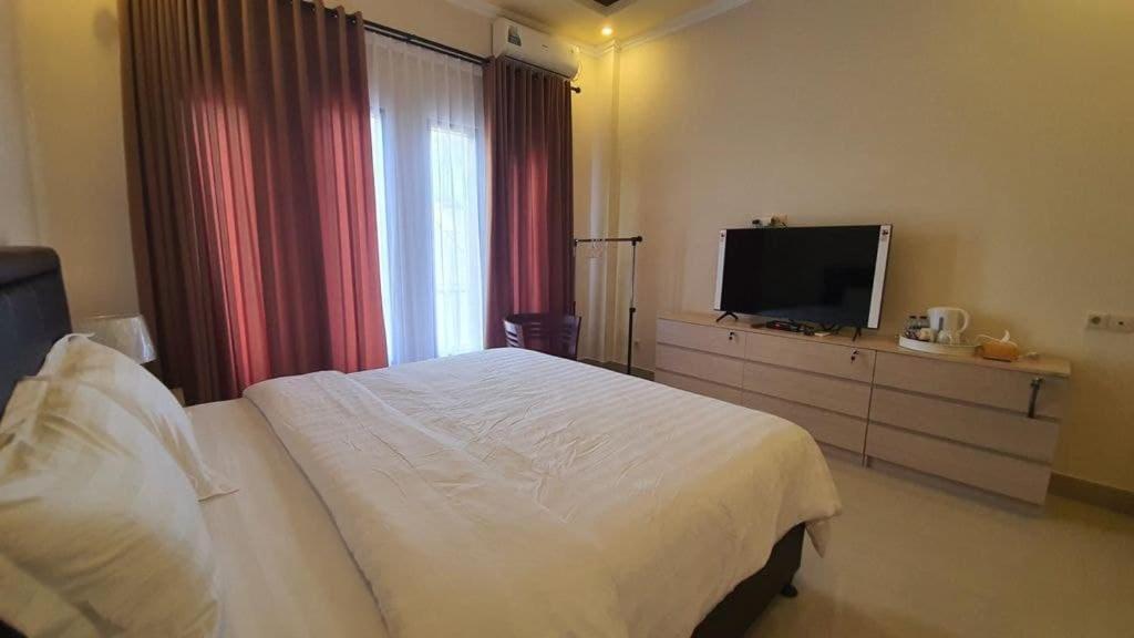 Grand Puri Hotel Batununggul Exteriér fotografie